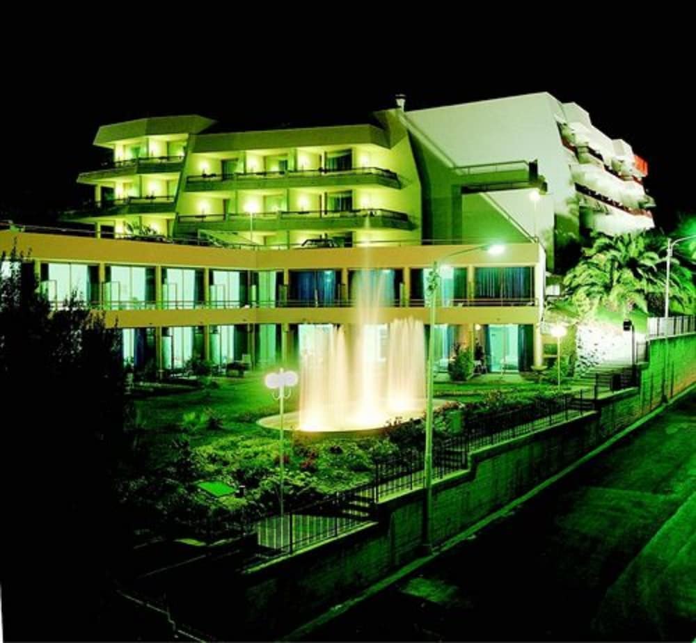 Nyala Suite Hotel Sanremo, Italien