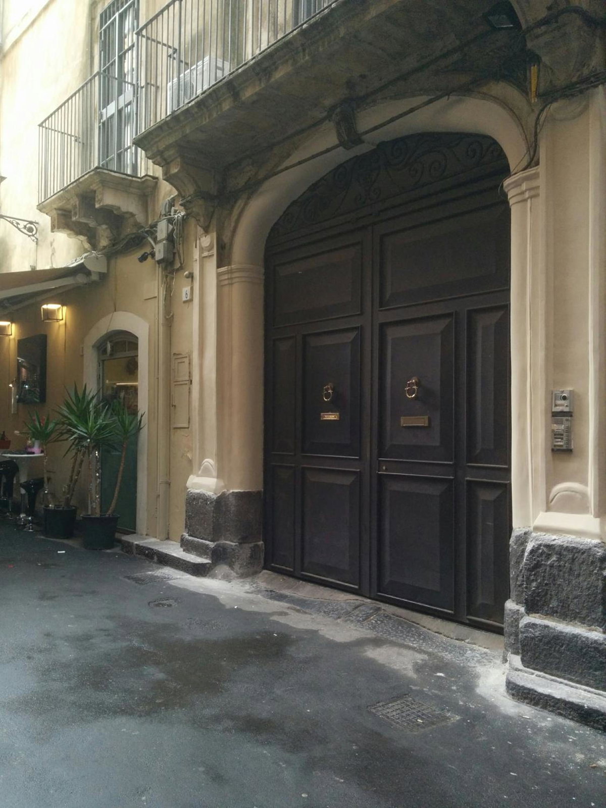 Zefnea House, Italy