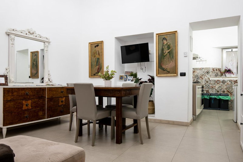 Zefnea House, Catania, Italy