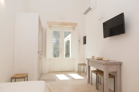 Masseria Mongiò dell'Elefante, Otranto, Italy