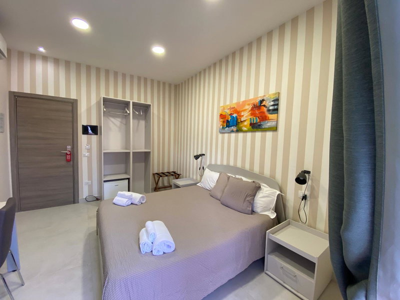 2Naples Rooms, Naples, Italy