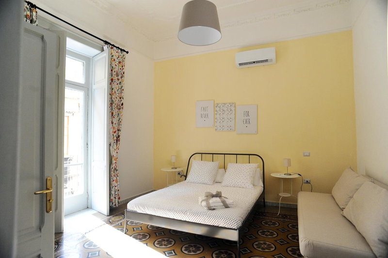 Maison Salerno, Salerno, Italy
