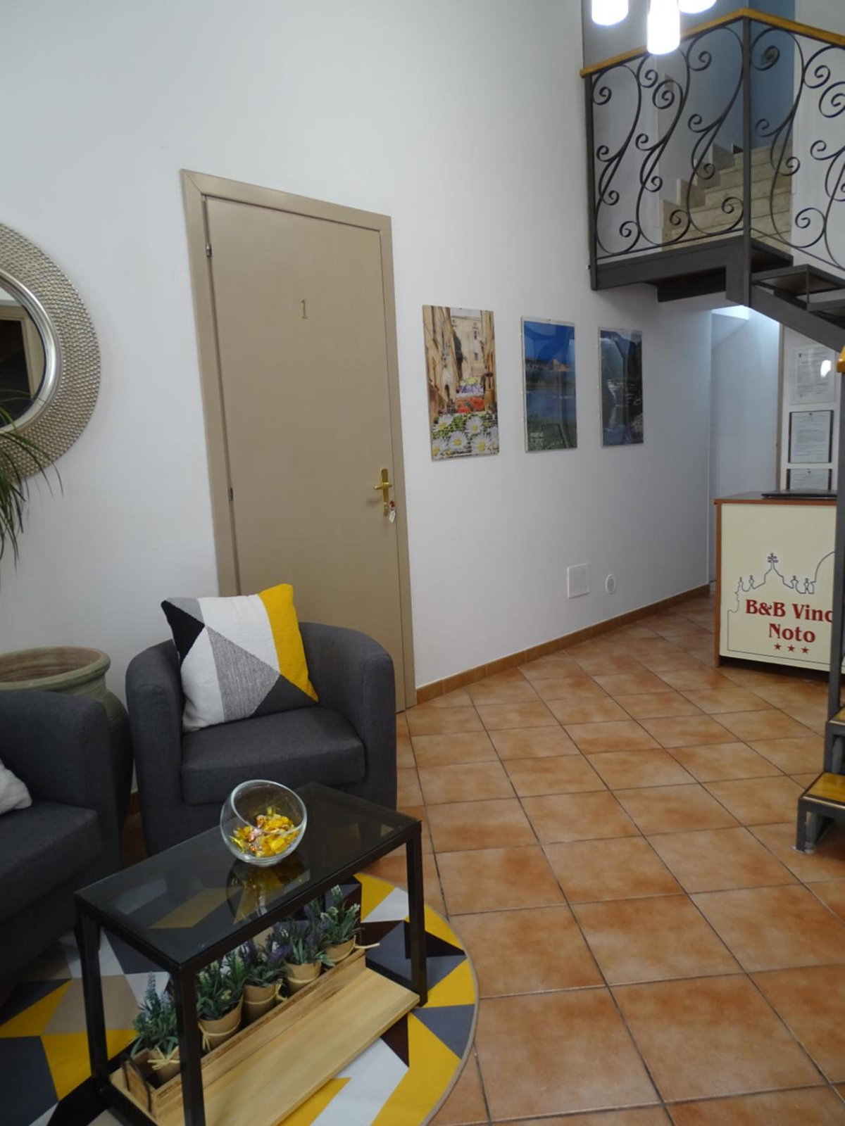 Hotel · B&B Vinci, Noto