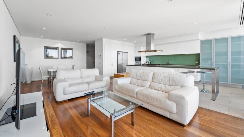 Seapoint 102, Mandurah, Australia