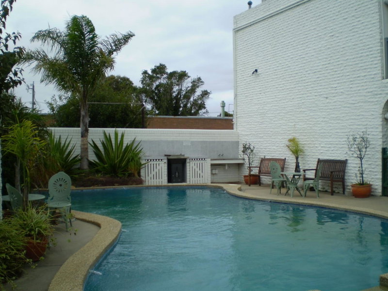 Banjo Paterson Motor Inn, Lakes Entrance, Australia