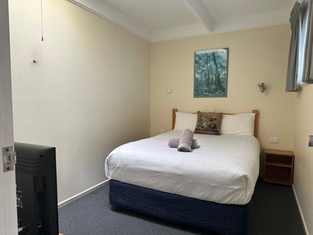 Banjo Paterson Motor Inn, Lakes Entrance, Australia