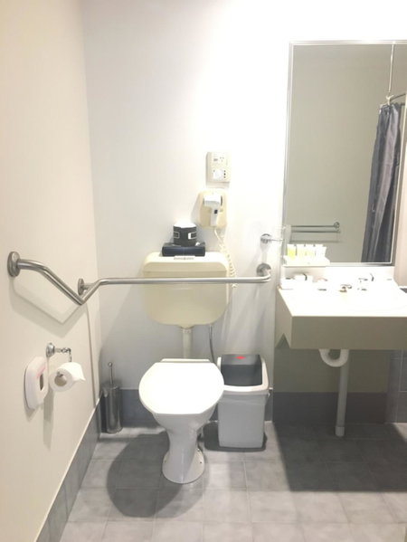 Ringwood Lake Inn, Ringwood, Australia