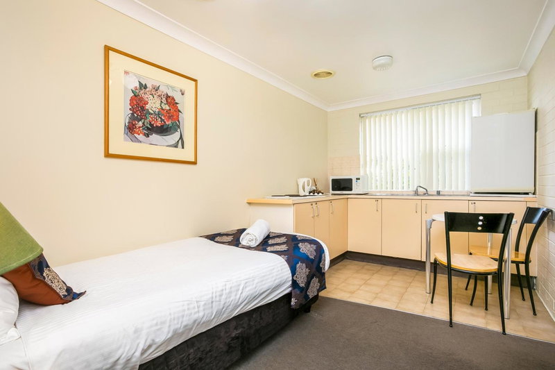 The North Shore Hotel, Sydney, Australia