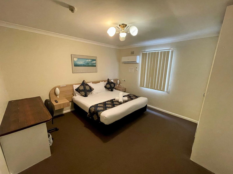 The North Shore Hotel, Sydney, Australia