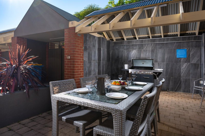 MainStay Suites Kew, Melbourne, Australia
