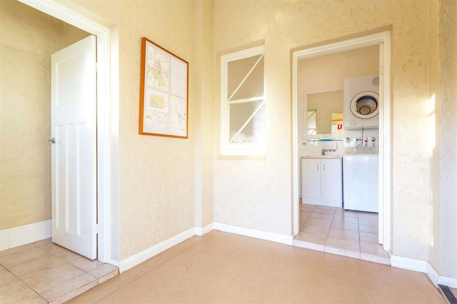 Globe Apartments, Wagga Wagga, Australia
