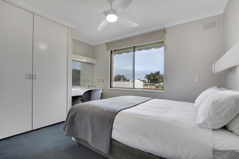 Hybiscus Waterfront Apartments, Lakes Entrance, Australia
