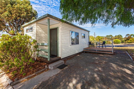 Echo Holiday Parks - Naracoorte, Naracoorte, Australia