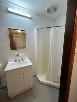 Pioneer Tourist Park, Deniliquin, Australia