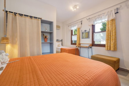 Aral Tatil Ciftligi, Bozcaada, Turkey