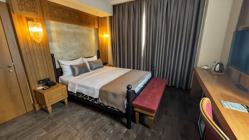 Turi̇sti̇k Palas Otel, Diyarbakir, Turkey