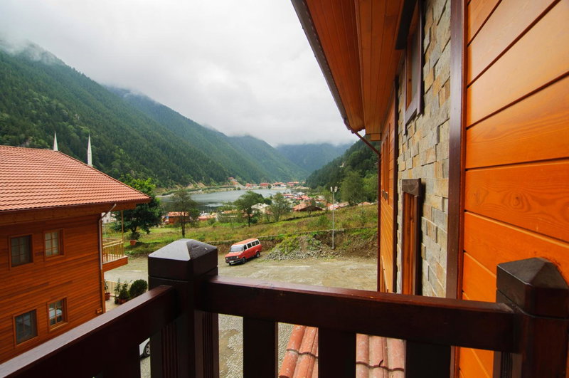 İlhan Kardeşler Apart Otel, Uzungol, Turkey