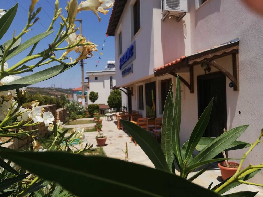 Hotel · Jasmine Butik Pansiyon, Foça