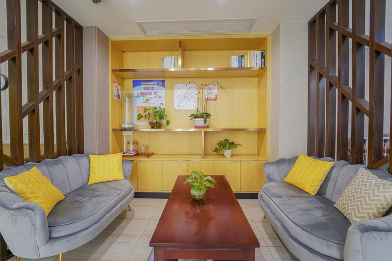 Shanghai Dihang Boutique Hotel Pudong Airport Branch - Provides shuttle service to Pudong Airport and Disneyland, Shanghai, China
