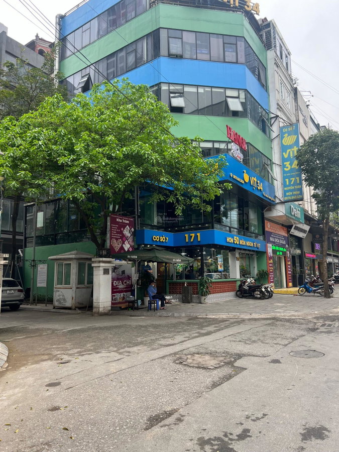 House for rent in Hanoi, Vietnam · Cau Giay District · 1 room, 1 bath