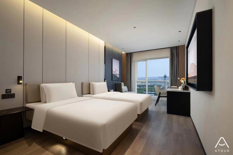 Atour Hotel Zhengzhou East Railway Station East Plaza, Zhengzhou, China