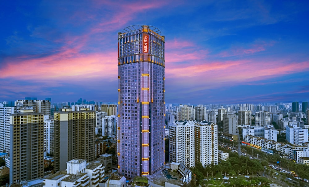 Haikou Mingguang Shengyi Hotel, China