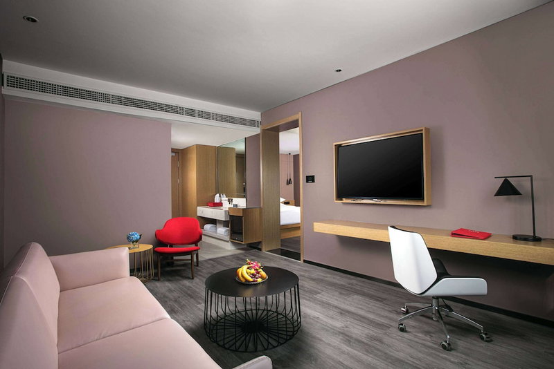 Ramada by Wyndham Yangzhou Slender West Lake, Yangzhou, China