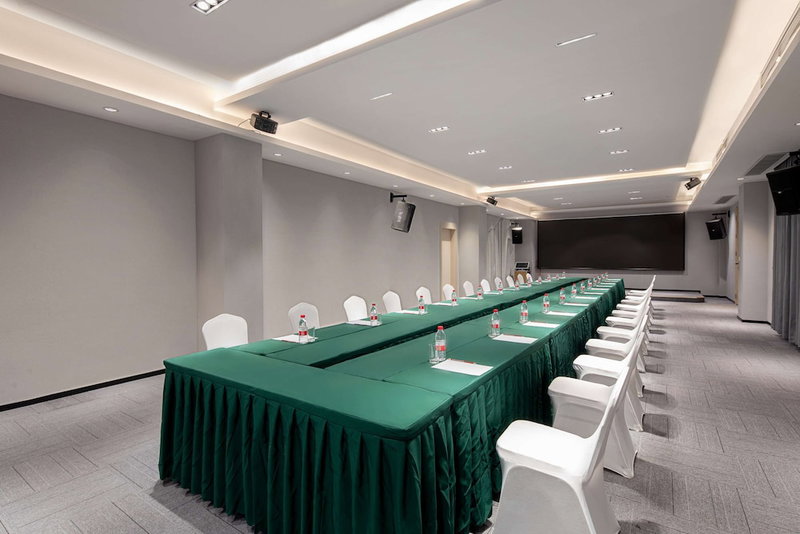 Microtel By Wyndham Heyuan, Heyuan, China