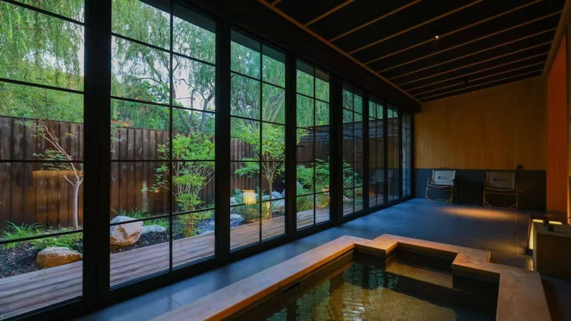 Beijing Aqua City YiPiao Hot Spring Resort, Beijing, China