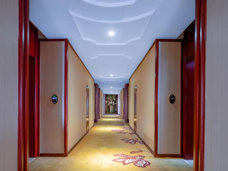 Vienna International Hotel Jingdezheng People Square, Jingdezhen, China