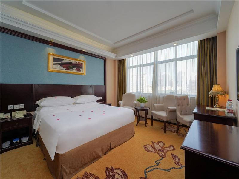 Vienna Hotel Shanghai Pudong Jinqiao Park, Shanghai, China