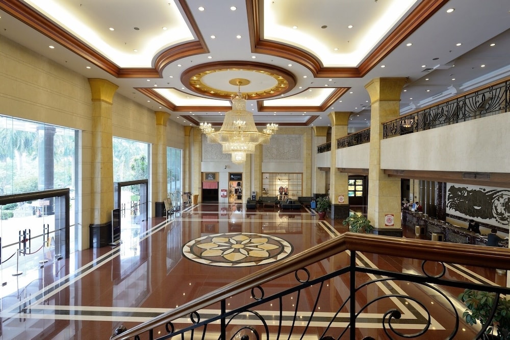 Gladden Hotel Shilong, China