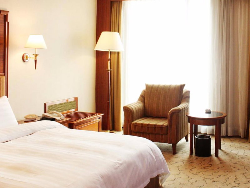 Gladden Hotel Shilong, Dongguan, China