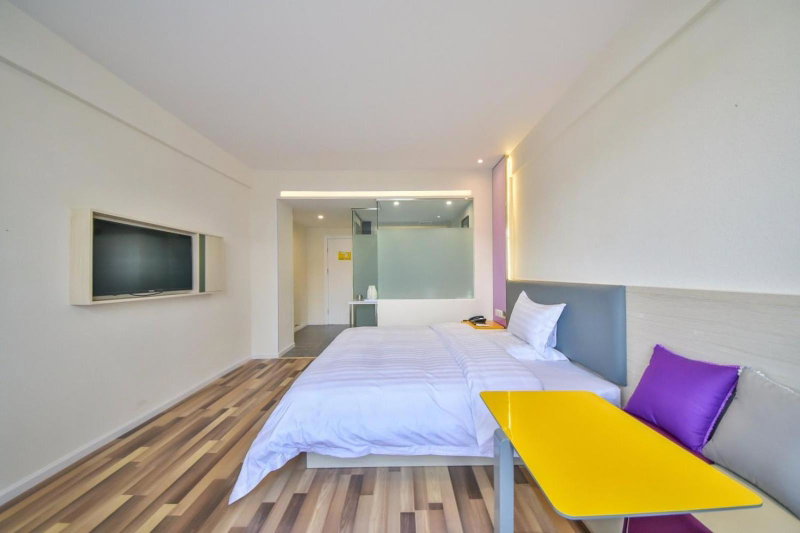 7Days Inn Dali Erhai Park Branch, Dali, China
