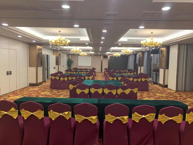 Vienna Hotel (Quanzhou West Lake Store), Quanzhou, China