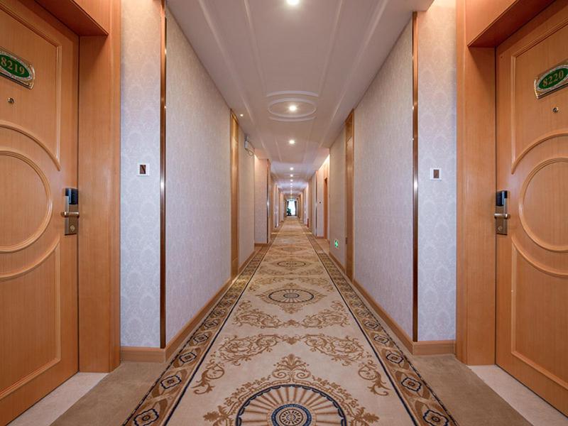 Vienna International Hotel Guangzhou Changlong Qifu Xincun, Guangzhou, China