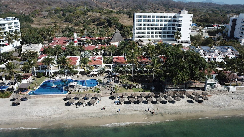 Los Picos Hotel & Suites Bucerias, Mexico