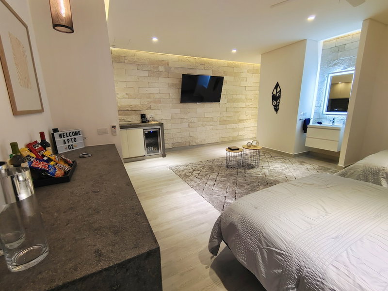 1st Luxury Warehouse, Cancun, Mexico