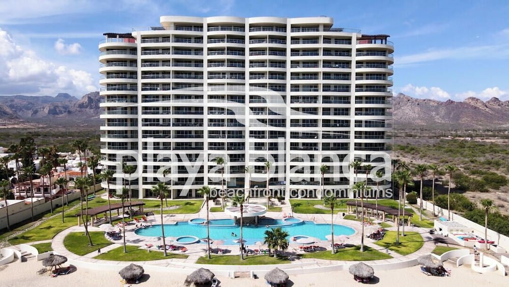 Hotel · Playa Blanca Premier Resort I, San Carlos