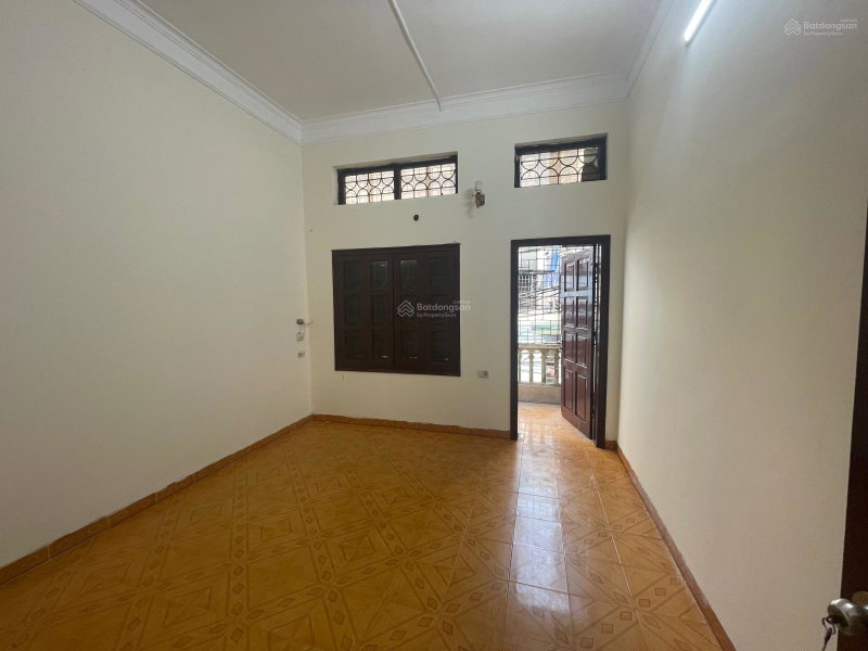 House for rent in Hanoi, Vietnam · Hai Ba Trung District · 3 rooms, 2 baths