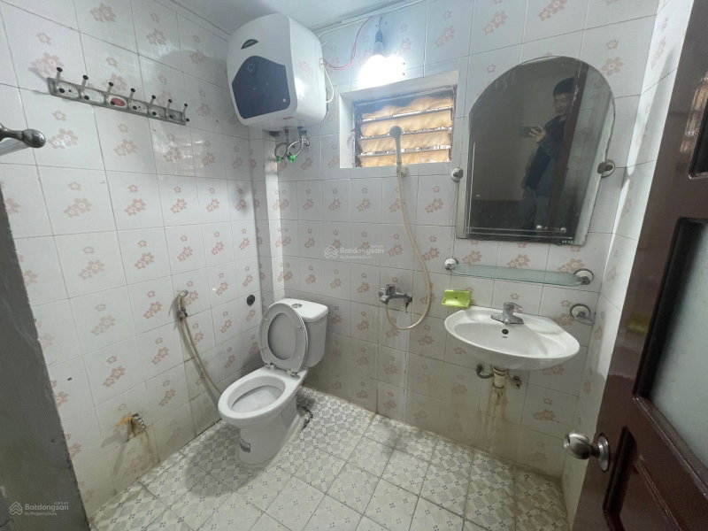 House for rent in Hanoi, Vietnam · Hai Ba Trung District · 3 rooms, 2 baths