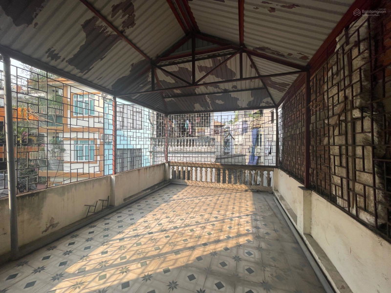 House for rent in Hanoi, Vietnam · Hai Ba Trung District · 3 rooms, 2 baths