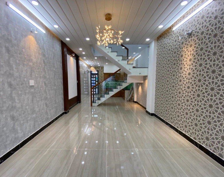 House for rent in Ho Chi Minh City, Vietnam · District 3 · 1 room, 1 bath