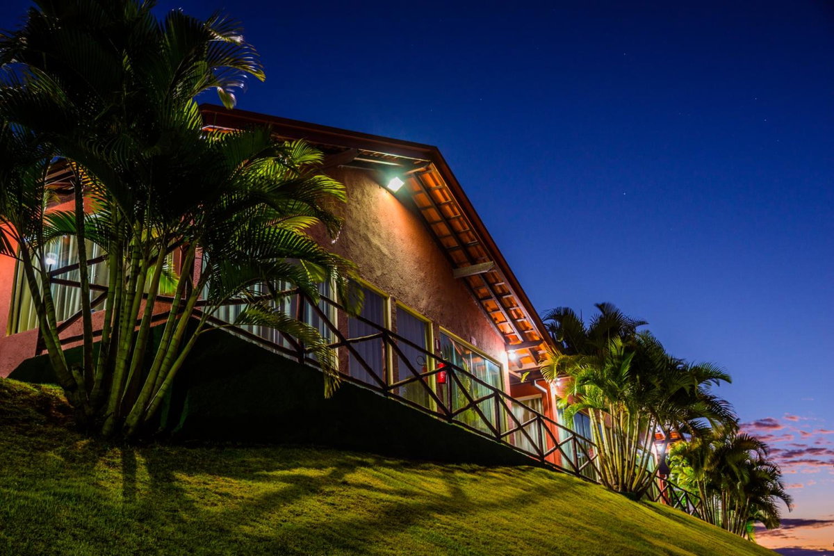 Balneário do Lago Hotel, Brésil