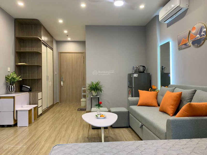 House for rent in Hanoi, Vietnam · Dong Da District · 1 room, 1 bath