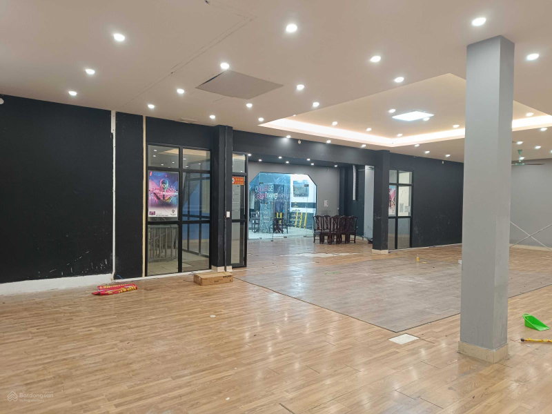 House for rent in Hanoi, Vietnam · Ba Đình · 1 room, 1 bath