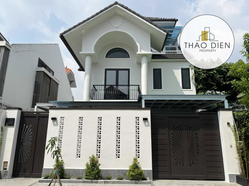 House for rent in Ho Chi Minh, Vietnam · An Phu Ward · 5 rooms, 4 baths