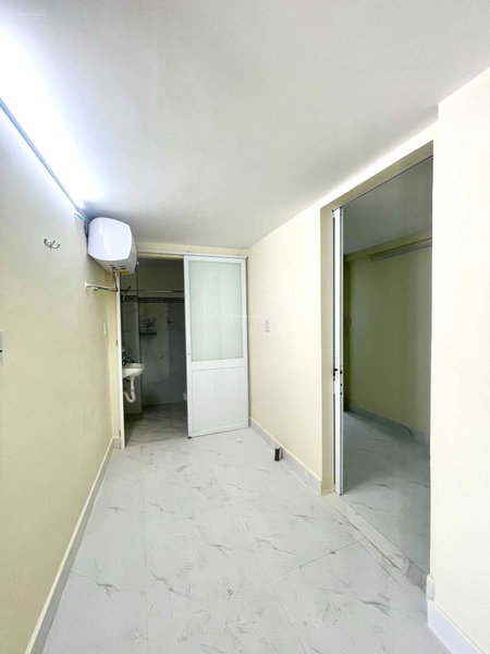 House for rent in Ho Chi Minh City, Vietnam · District 4 · 1 room, 1 bath