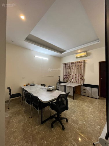 House for rent in Hanoi, Vietnam · Long Bien District · 1 room, 1 bath