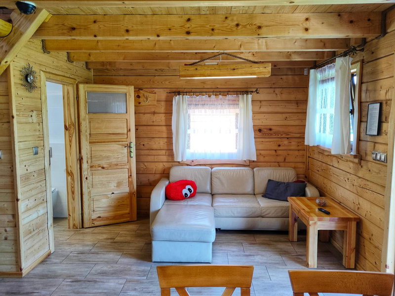 Chatki U Hanusi, Czchów, Poland